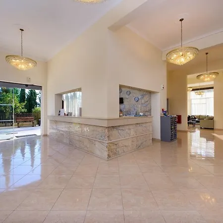 Amalia (adults Only)